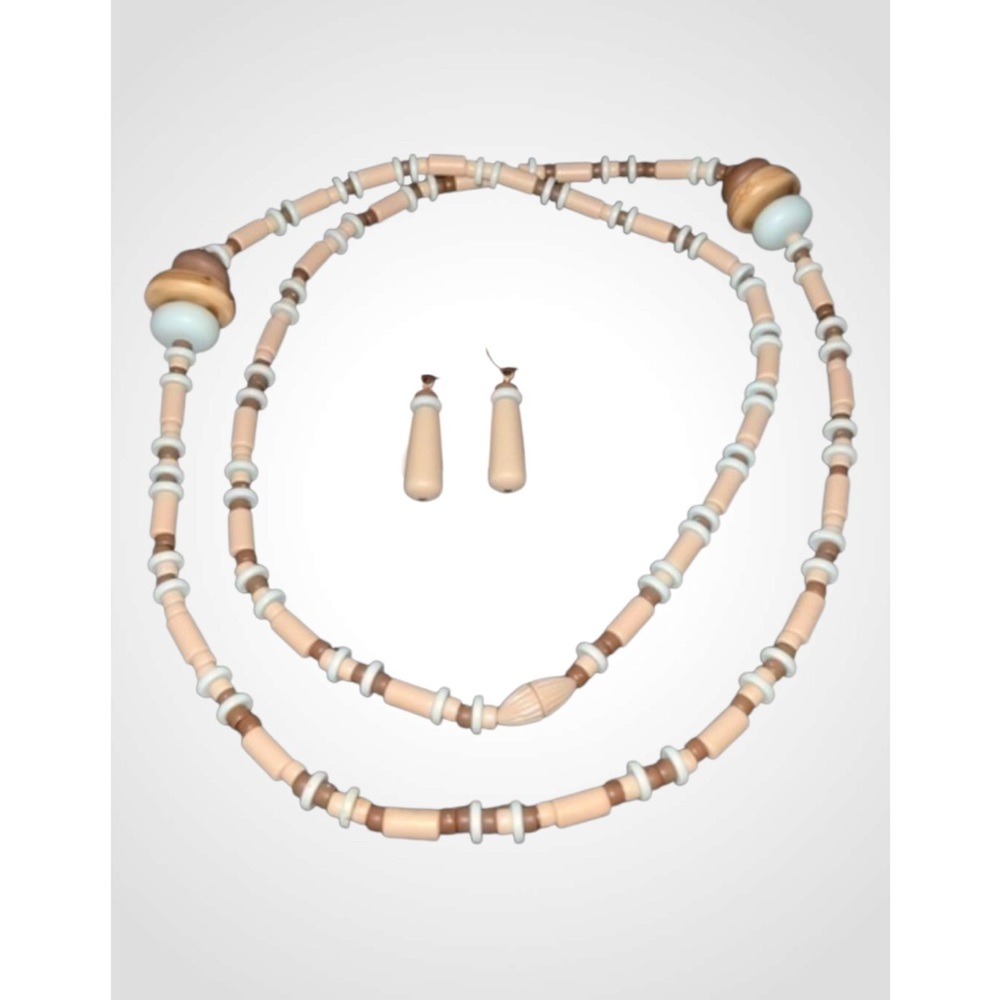 Avon Vintage Earthtone Mint Green Acrylic Bead 42” Necklace 2” Dangle Earrings